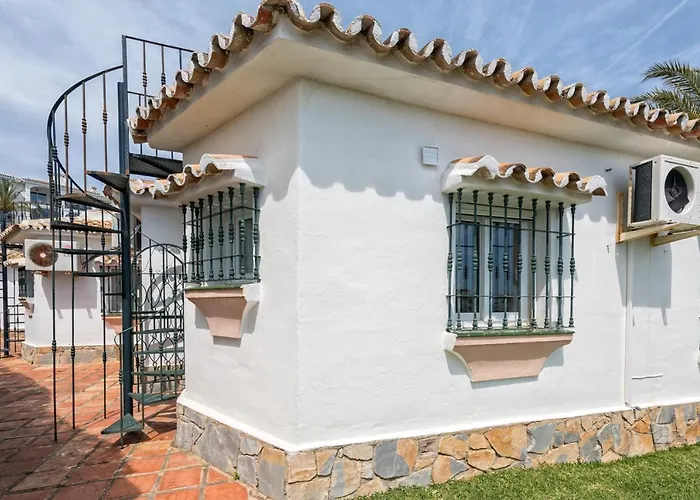 Bungalow Sea View, Pool, Tennis, Beach 5Min Walk