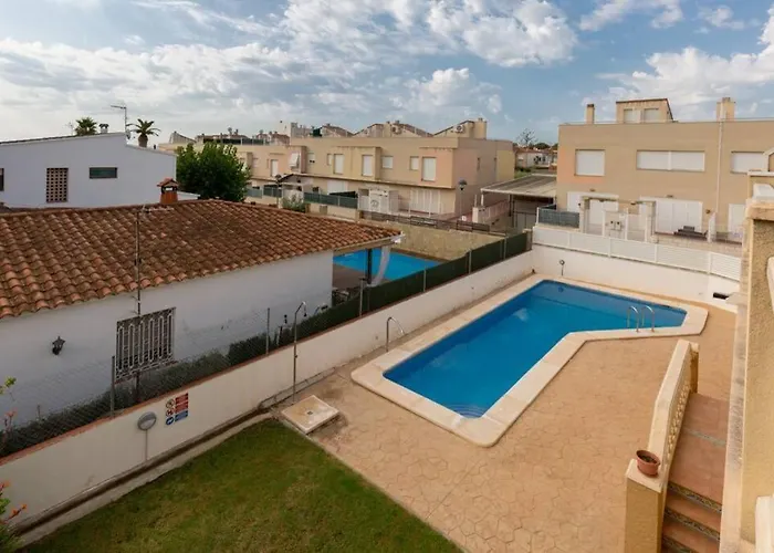 SAN CARLOS - Apartamento de dos dormitorios con piscina comunitaria