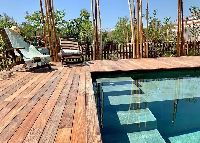 Villas Empuries, Garden & Private Pool