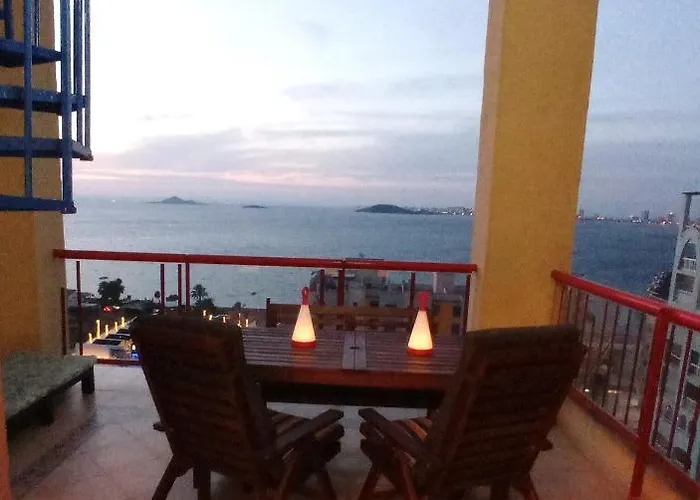 Precioso Atico Con Solarium Y Vistas Fantasticas