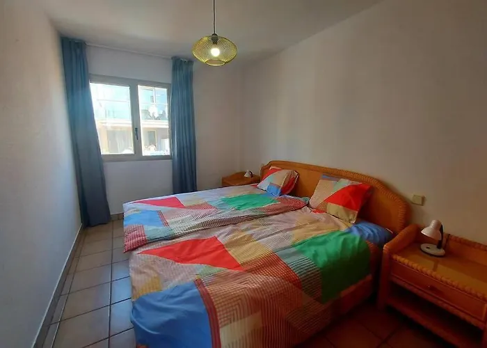 Amplio Apartamento En La Playa Del Esquinzo
