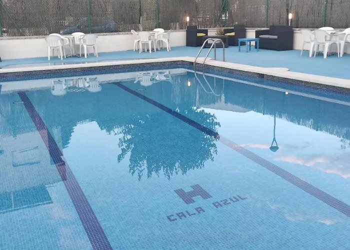 Apartamentos Cala Azul La Móra