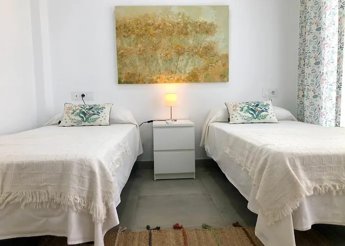 GATU Conil Sunset house con piscina, 3 dormit, 3 baños, jardín privado , wifi y parking