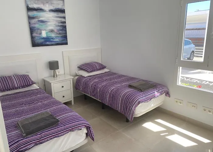 Villa Ashdene - Luxury Modern Villa With Large Heated Pool Wifi Uk Tv Bar & Bbq