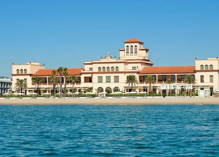 Le Meridien Ra Beach Hotel And Spa