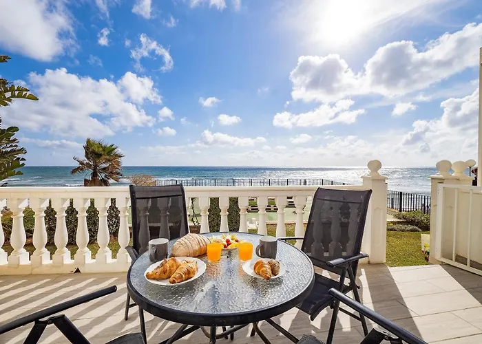Apartment On Beach Mijas