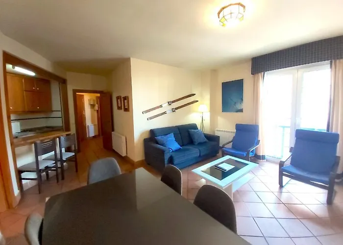 Plaza Andalucia Edificio Enebro 4-6 Pax