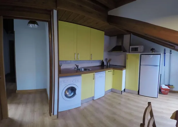 Apartamentos Rurales Vallanu Rodeados De Naturaleza En Llanes Y A 3 Kilometros De Las Playas