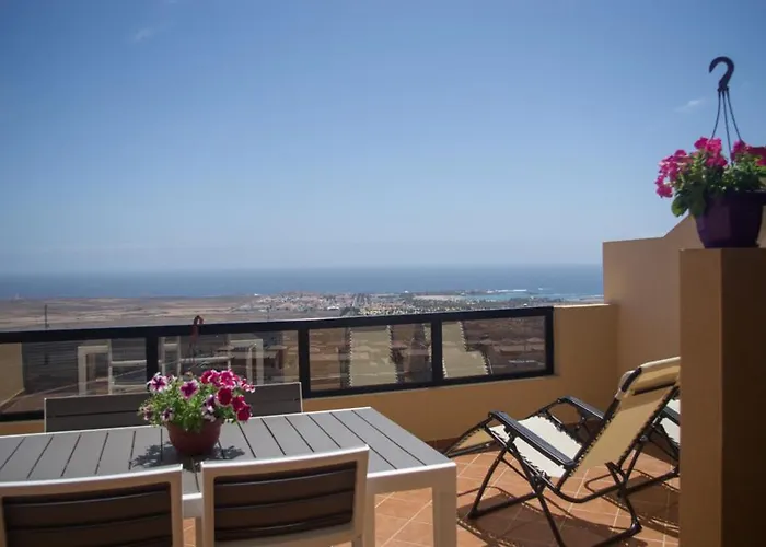 Miramar Stunning Sea View - 2 Bedrooms, Wifi, Pool