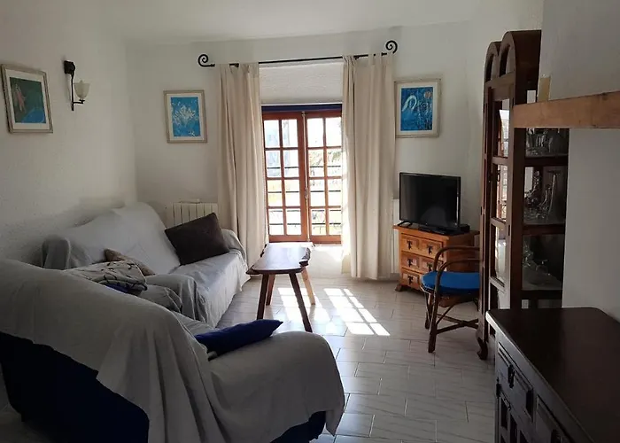 Gemuetliches Altstadthaus Am Kirchplatz In Calpe