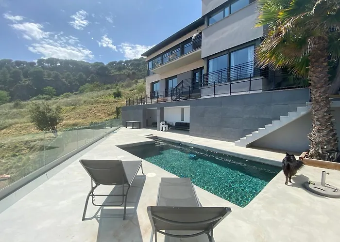 Ece Golden Villa Amazing 4 Bedroom Vila With Pool