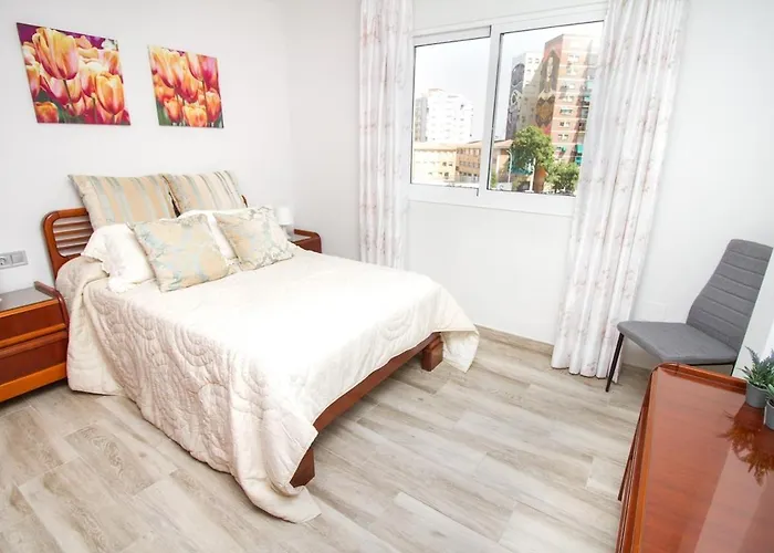 C70 - Classy 4 Bedrooms Apartment