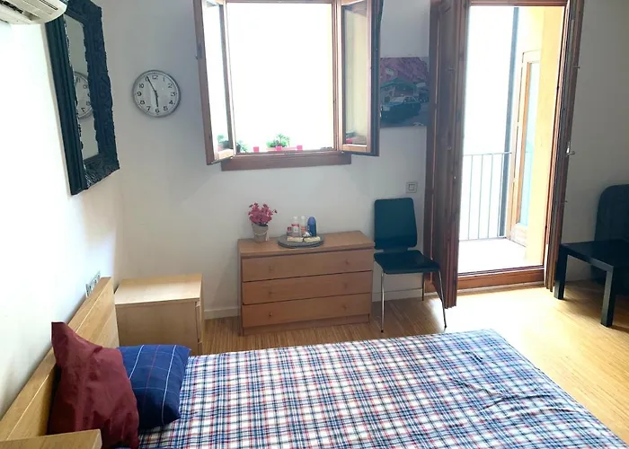 Apartment Next To Ramblas