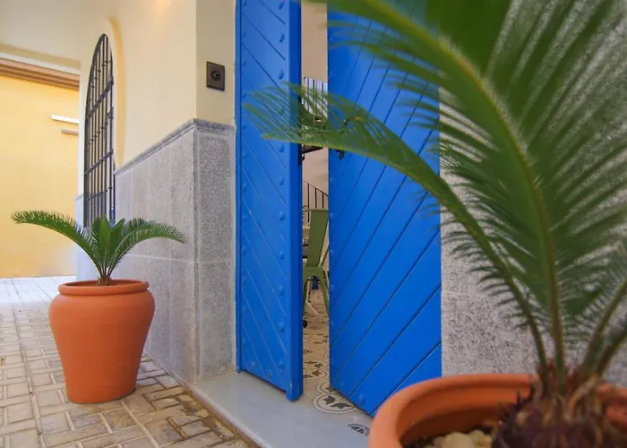 Mara\'S Apartments Torremolinos La Mar - Beachfront Tiny House - Bajondillo