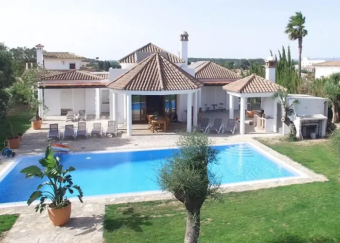 Villa Lara