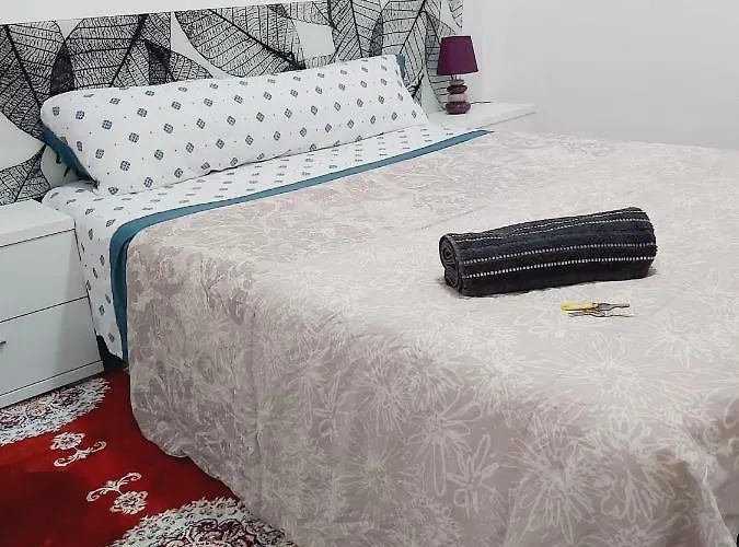 Bernie\'S Roomss