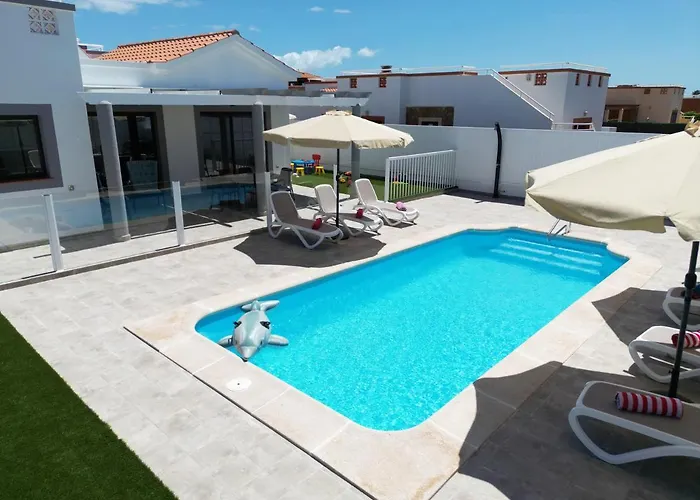 Ideal For Family Holidays, Near Beach And Golf- Casa James