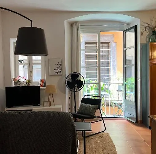 Apartamento con mucho encanto en el Barri Vell , Old Town, de Girona, El Cul de la Lleona
