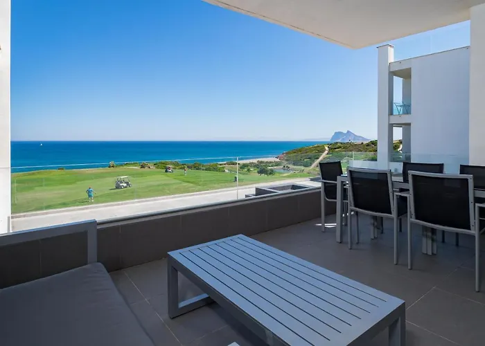 2226-Luxury Sea View Apartment