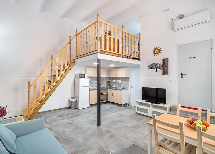 Magic Badalona House