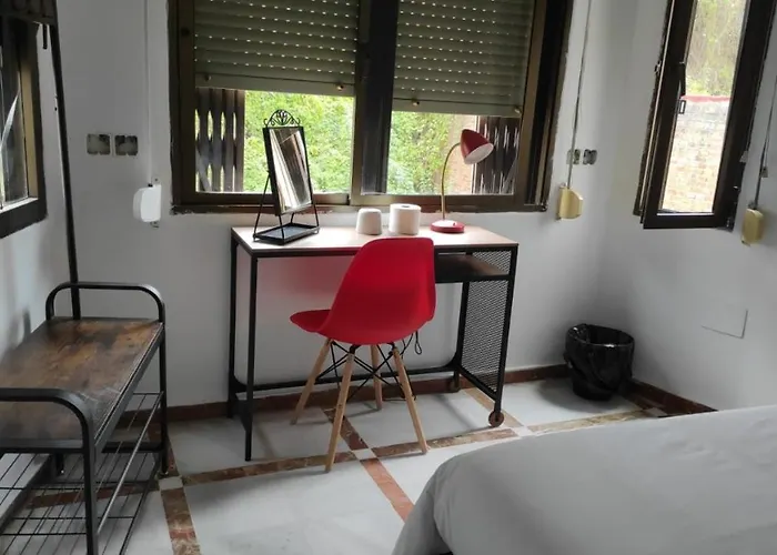 Convenient Rooms - Ferry, Train & Bus Station -