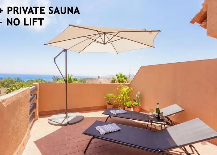 Fresh Penthouse Apartment With Great Sea Views