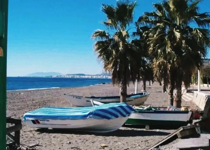 Precioso Apartamento Con Garaje En Avenida Andalucia 77 Playa Mezquitilla