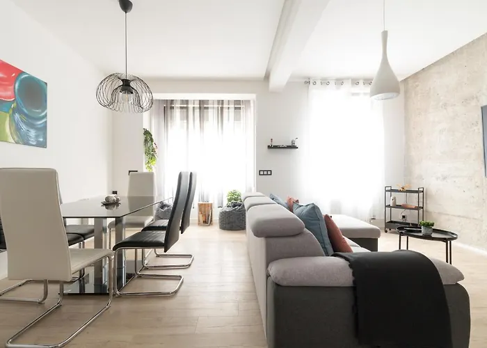 Moyua Luxe By Staynnapartments