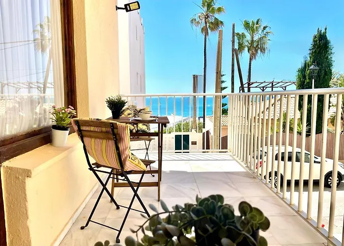 GATU Villa Cielo y Mar con chimenea, terraza , wifi y vista al mar