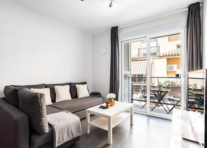 Beach Tapas Apartment In Fuengirola Old Town By Costarentals - Ref 182