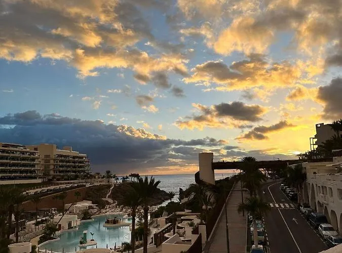 Paradise Beach Sea View Apartment