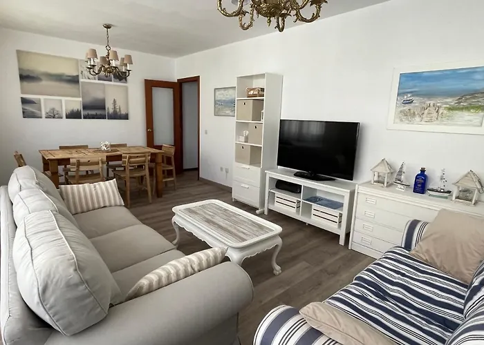 Casa Del Norte - Colombres 23A01