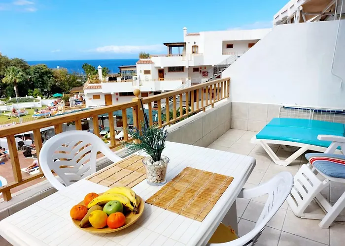 FIRST LINE Los Geranios Ocean View Apartment 50 m from La Pinta beach