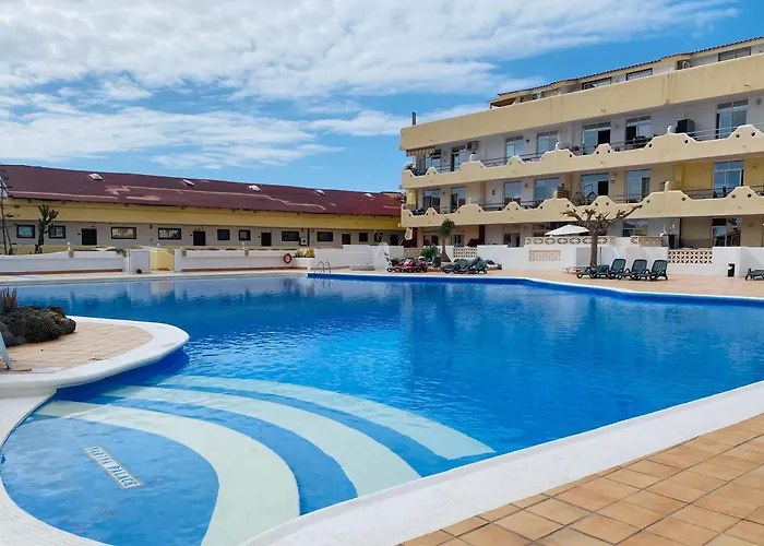 Beach Paradise Apartment