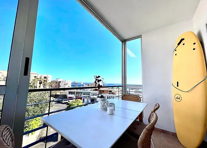 Beachfront Apartment With Ocean Views