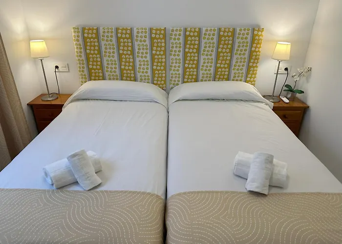 Nerja Paradise Rentals - Villa Coral