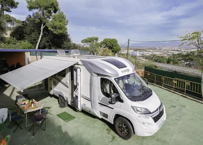 Autocaravana Cerca De Barcelona