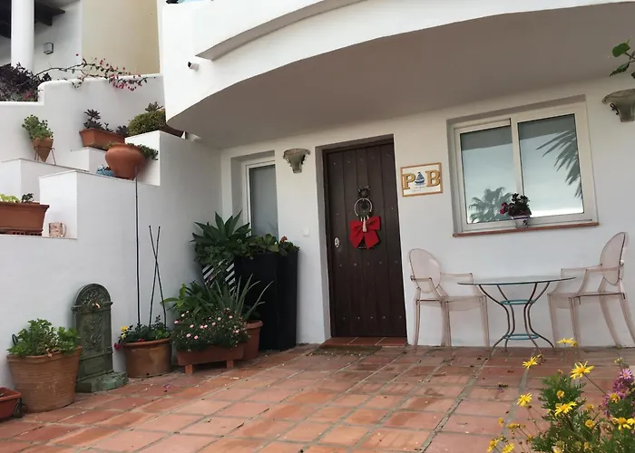 Palm Beach Apartment In La Duquesa
