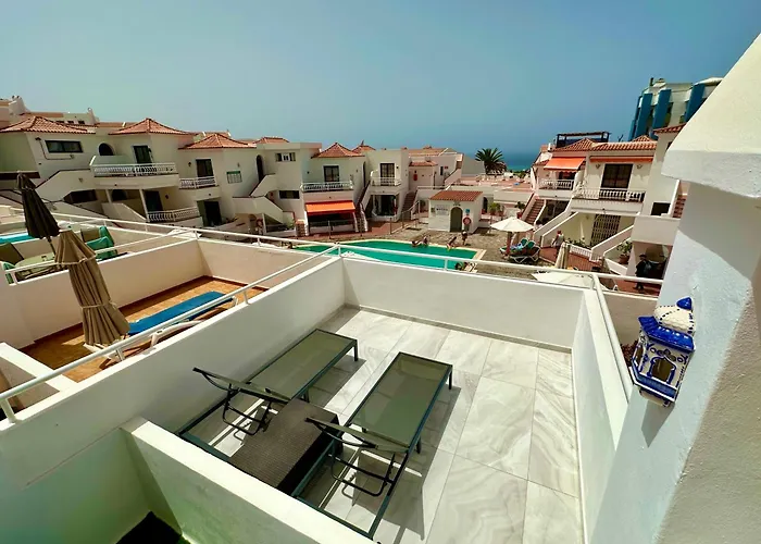 Luxury Diamond - Ocean View, Big Terraces, Air Con, Wifi