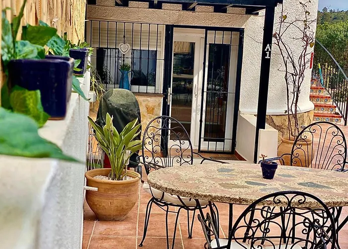 \'Coll De Rates\' Beautiful 1-Bed Apartment