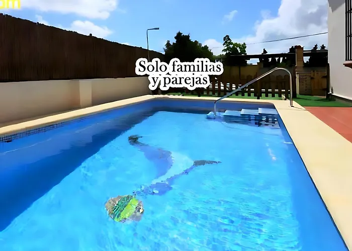 Chalet Con Piscina Privada Solo Familias Y Parejas