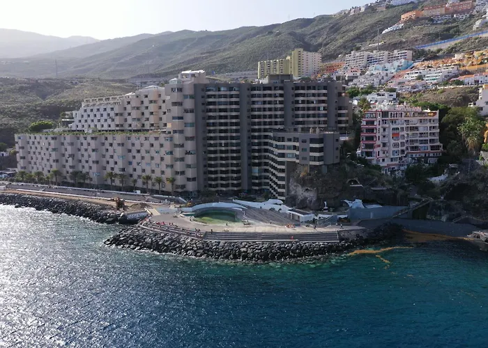 Ocean View First Sea Line Apartment