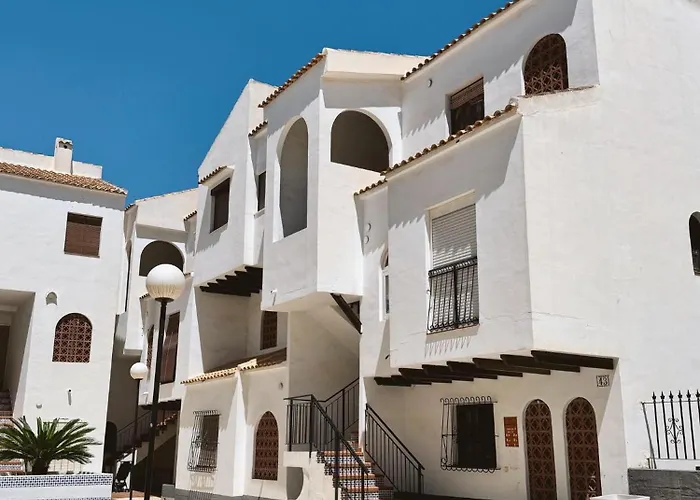 Apartment El Paraiso, 1 Bedroom 300M From The Sea