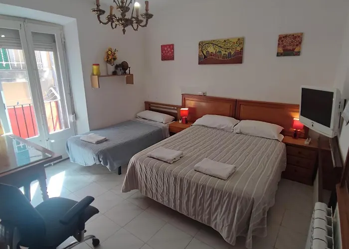 Apartment & Rooms Constanti