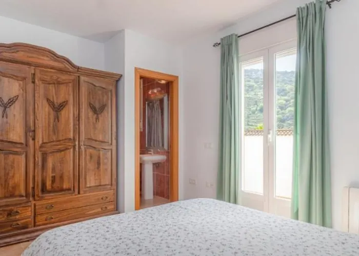 Casas De Benaojan 15