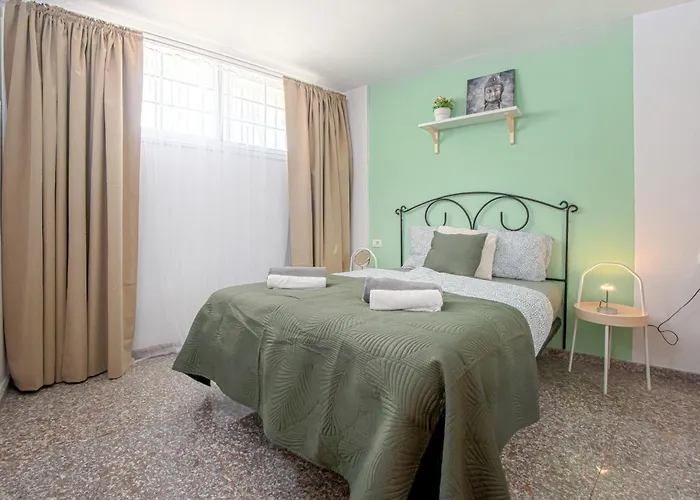 Cosy 1Bd Apartment Near Playa De Las Americas, 208