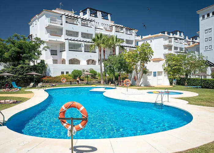 2101-Nice Penthouse In Complex With Pools
