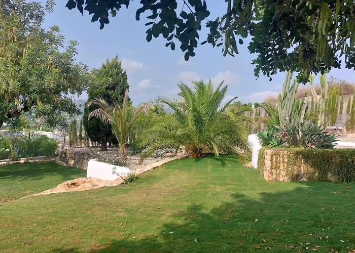 Naraya - Managed By Almarina Villas
