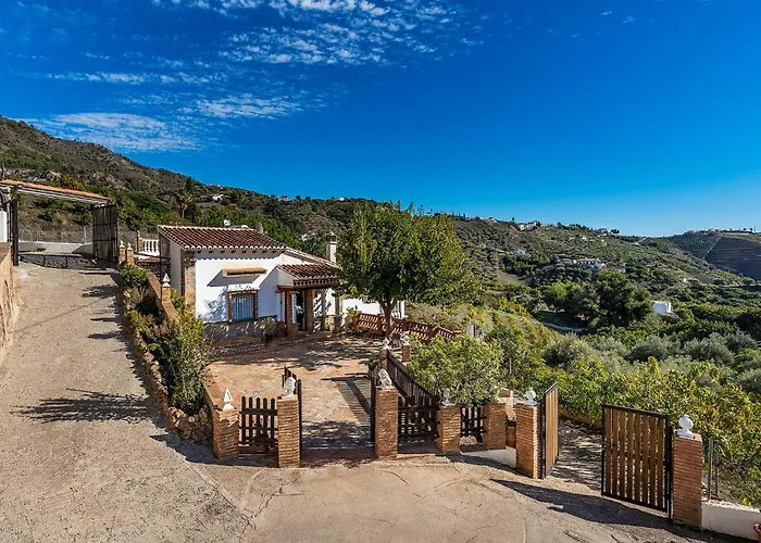 Amazing Home In Frigiliana With Kitchen