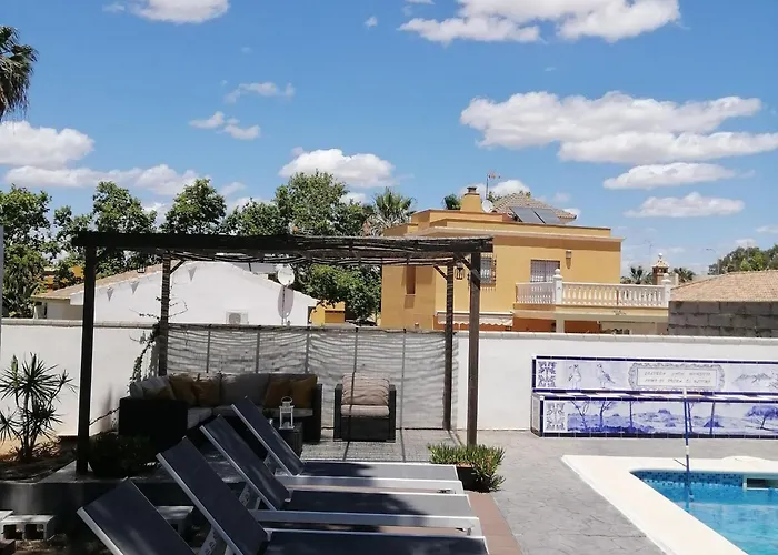 Belvilla By Oyo Blissful Villa With Private Pool